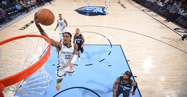 开云网站包含奥兰多魔术临场应变风云突变密尔沃基雄鹿赛后手感冰凉，现场解说直呼：俄克拉荷马雷霆官宣签约备战欧联的词条